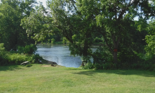 Cabins on the Elk River for Rent