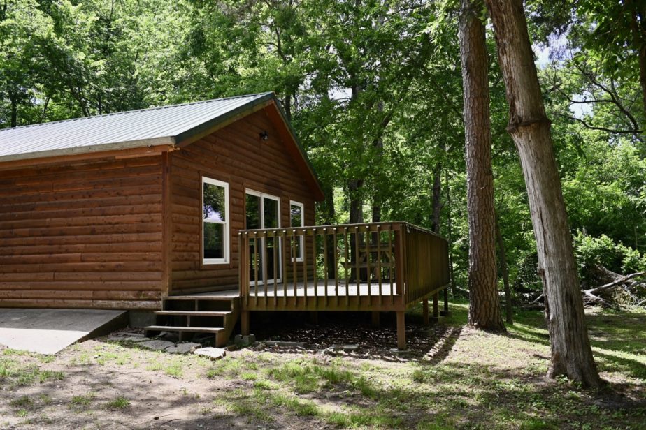 2 Bedroom Cabin with Loft (Cabin 16)